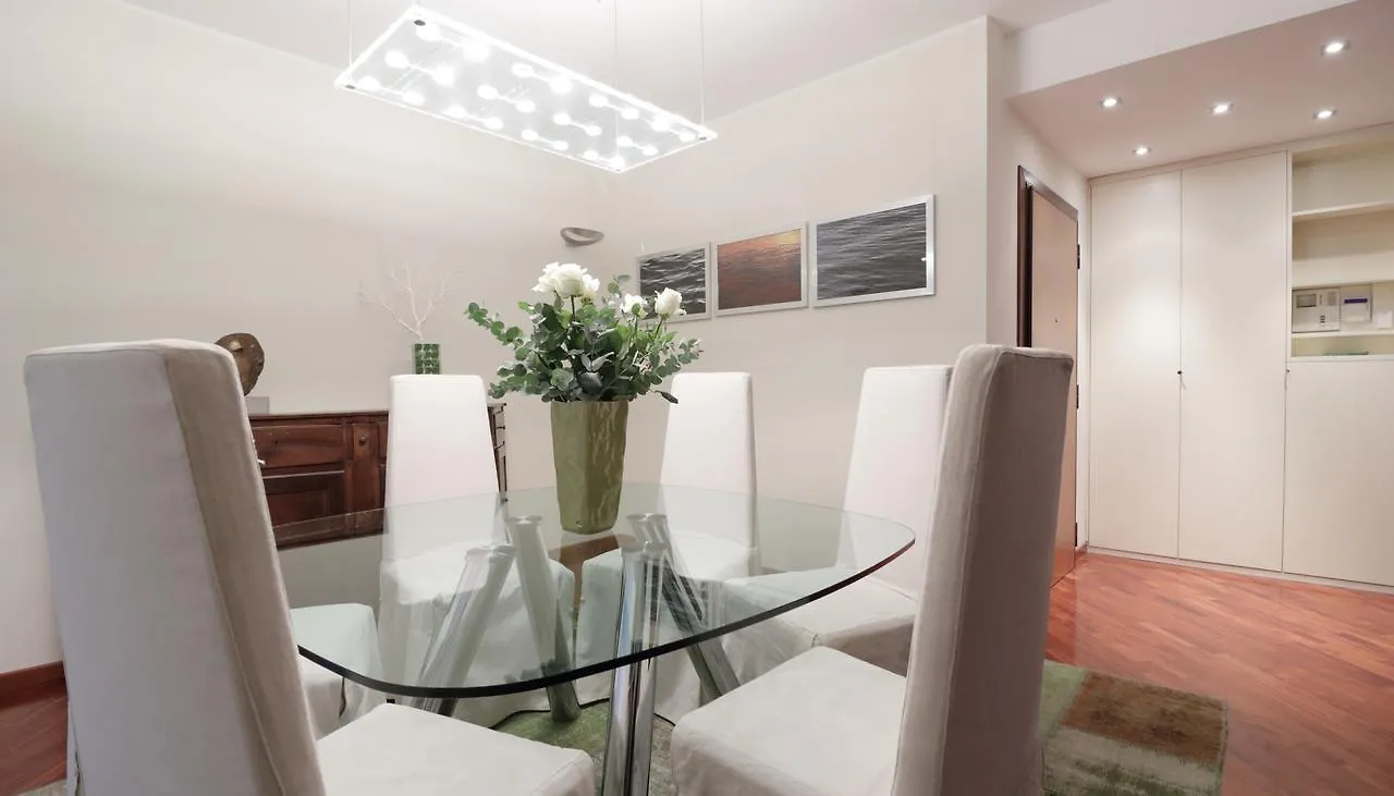 Appartamento Italianway-Fiori Chiari 24 Milano 0*,  Italia